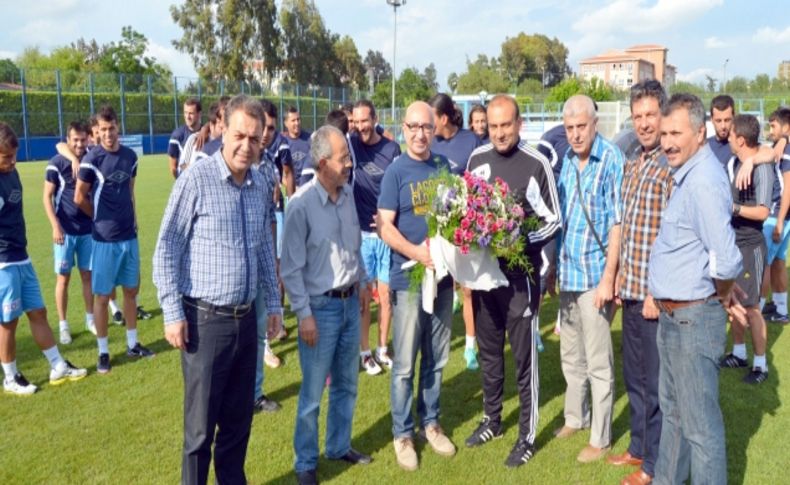 Spor yazarlarından Demirspor’a destek