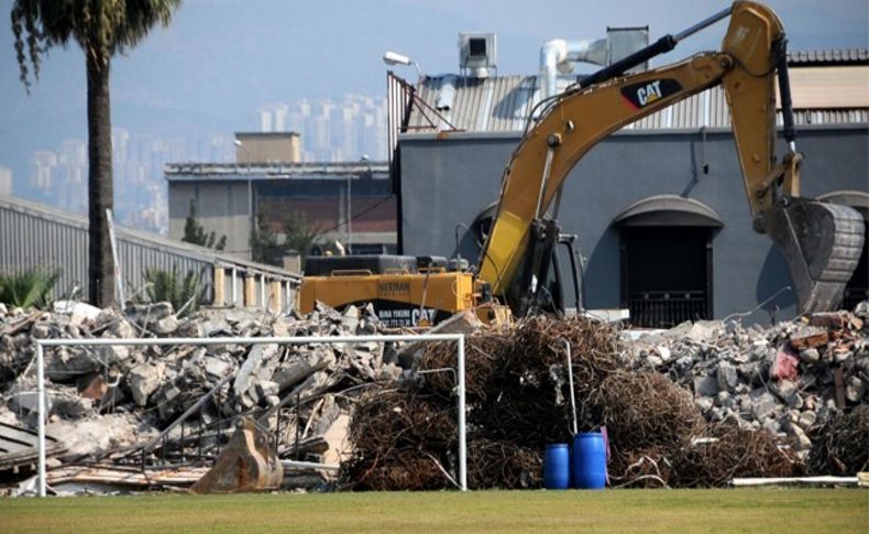 TFF'den İzmir'deki 4 ekibe 'Lisans darbesi'