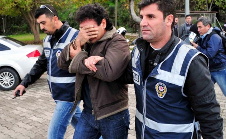Suç makinesi önce kameraya sonra polise yakalandı