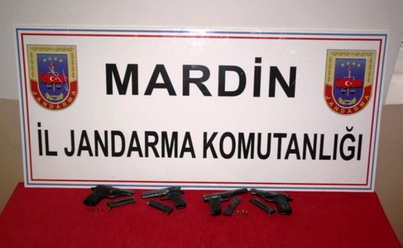Suriye uyruklu bir kişi 4 tabanca ile yakalandı