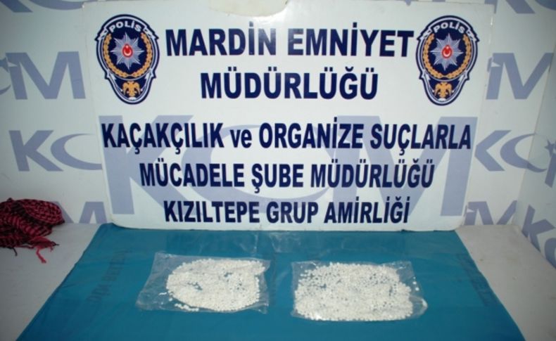Suriye uyruklu iki kişide 2 bin adet captagon hap yakalandı
