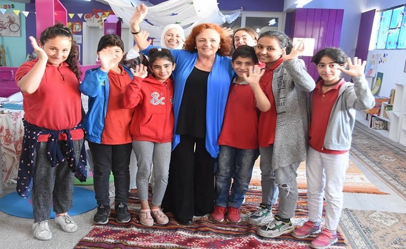 Suriyeli çocukların İrlandalı annesi!