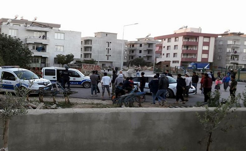 Suriyeliler önce iş yerinde sonra sokakta kavga etti