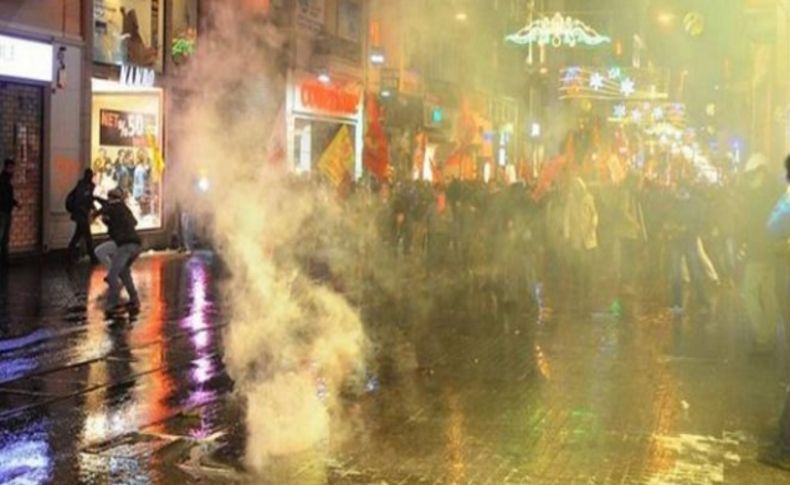 Taksim'de internete sansür protestosu