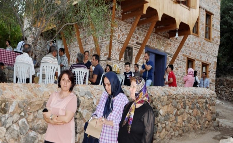 Tarihi evde Osmanlı ve Cumhuriyet'in ilk dönemi ipek ürünleri sergilenecek