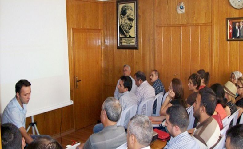 Tarsus’ta bakkallara ‘iş sağlığı ve güvenliği’ eğitimi verildi