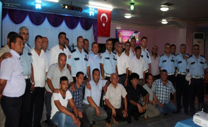 Tarsus'ta servis araçlarının şoförlerine seminer verildi
