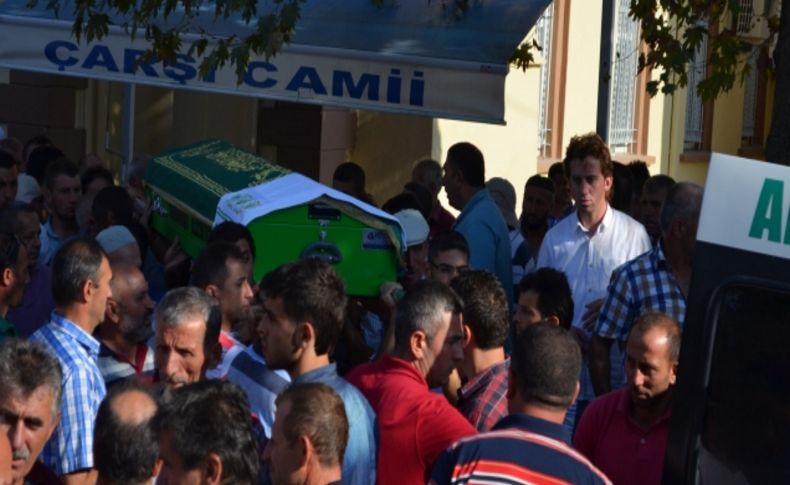 Taş ocağında göçük altında kalan işçi toprağa verildi