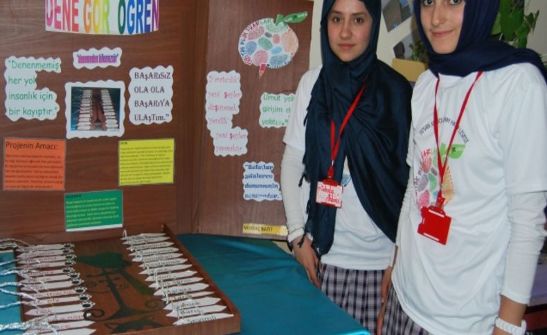 Tatvan Anadolu İHL öğrencilerinden bilim fuarı