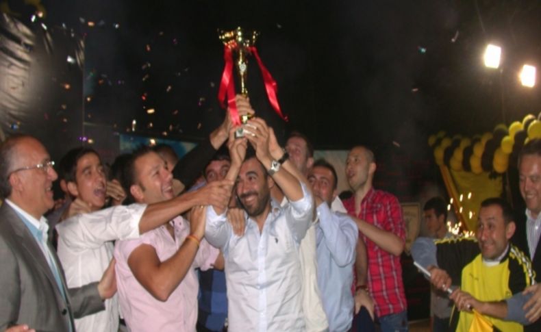 Tavas Birlikspor başarısını kutladı