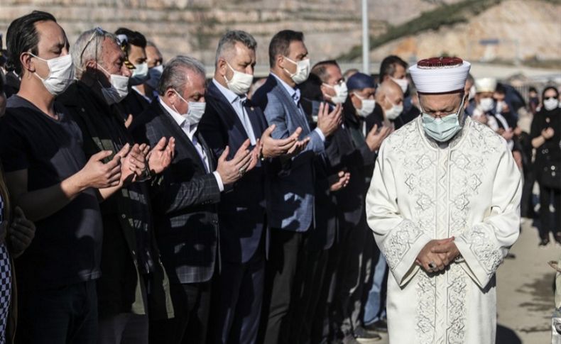 TBMM Başkanı Şentop, Ayşe Melahat Köse'nin cenaze törenine katıldı