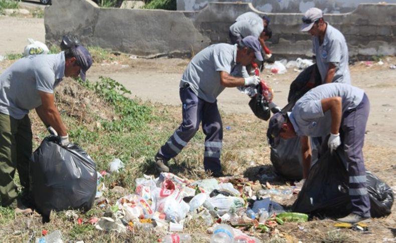 Menderes'te 24 saatte hummalı temizlik