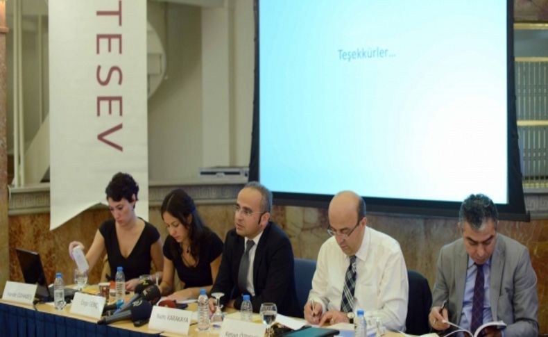 TESEV raportörü: Yargı paketleri yargı reformu açısından yetersiz