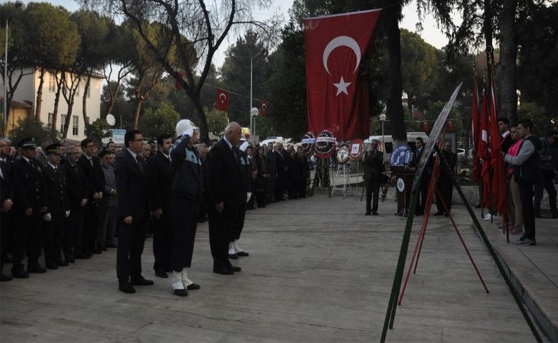 Tire'de Ata'ya saygı