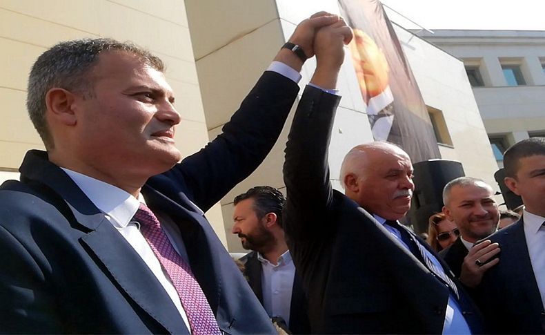 Tire'de İYİ Partili Atakan Duran göreve başladı