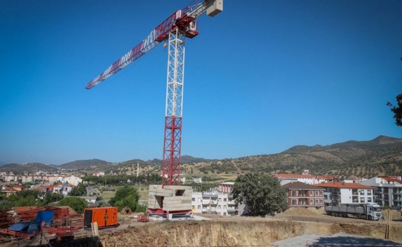 Bergama’da TOKİ konutları inşaatı başladı