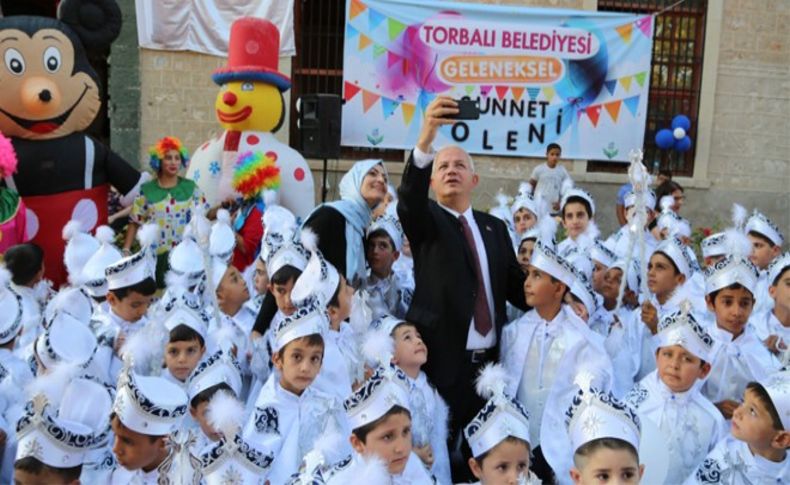 Torbalı Belediyesi'nden sünnet şöleni