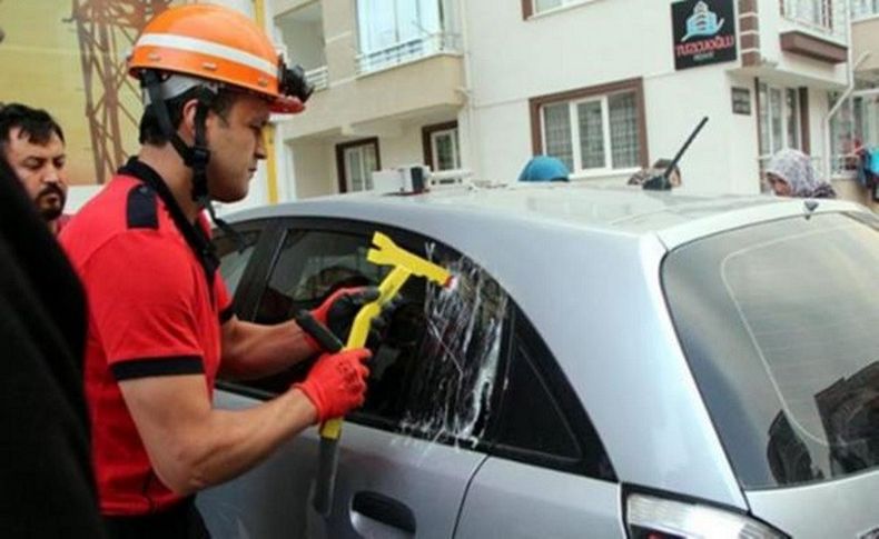 Torununu kurtaran itfaiyeye dededen tepki: Camı kırmasaydın