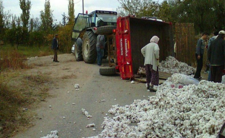 Traktör devrildi, can pazarı yaşandı: 14 yaralı