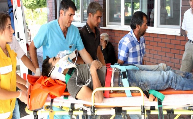 Traktör devrildi: 6 yaralı