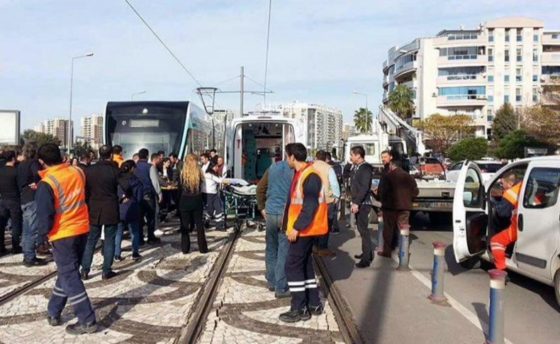 Tramvay altında feci ölüm