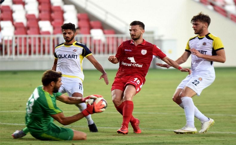 TSYD Ege Kupası'nda ilk finalist Menemen