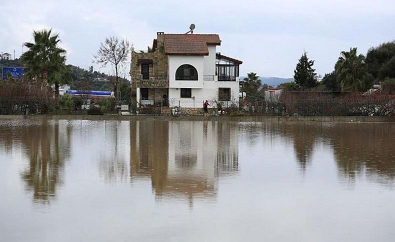 Turizm cennetini kuvvetli yağış vurdu