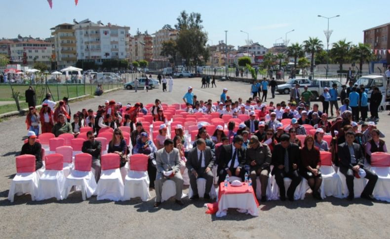 Turizmciler, öğrencilerin Turizm Haftası etkinliğine ilgisiz kaldı