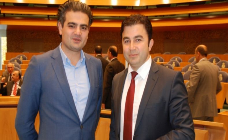 Türk seçmenler Wilders'in meclisteki koltuğuna oturdu (Özel)