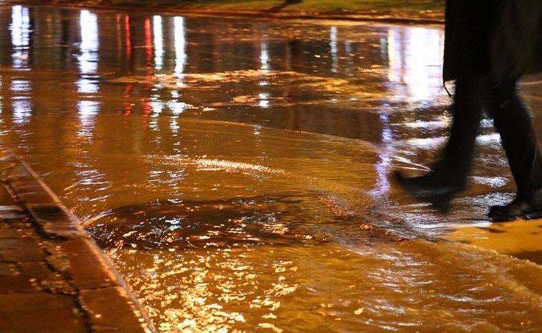 Türkiye'nin tamamına uyarı! sağanak kar etkili oluyor