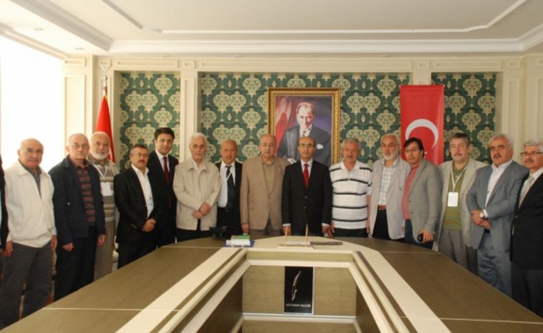 Türkiye Yazarlar Birliği heyeti Vali Demirtaş’ı ziyaret etti