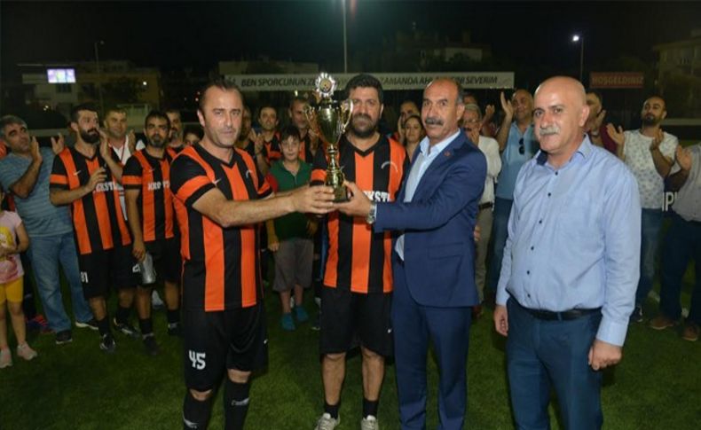 Çiğli'de şampiyon Güzeltepe oldu!