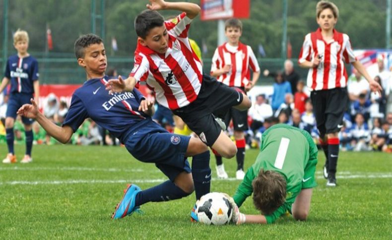 U12 İzmir Cup için dev eleme turnuvası