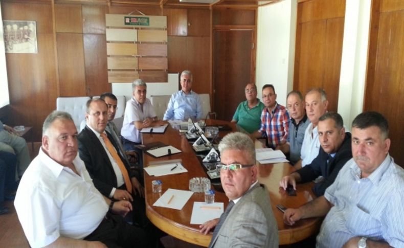 Üç birliğin üyeleri pamuğun geleceğini Antalya'da masaya yatırdı