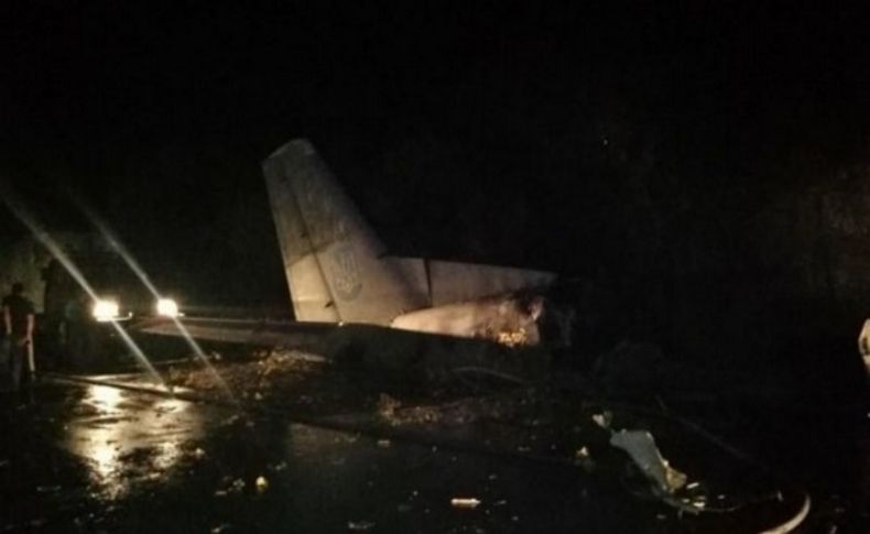 Ukrayna’da askeri uçak düştü: 25 kişi öldü