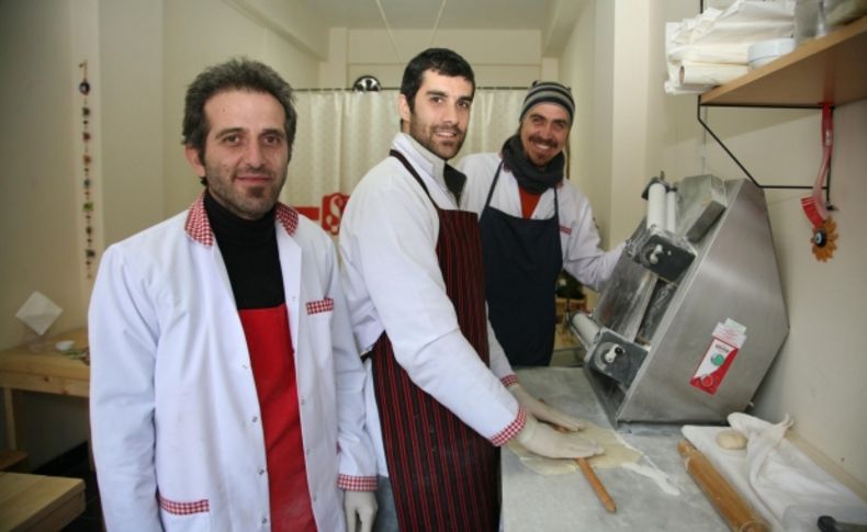 Üniversiteli börekçiler