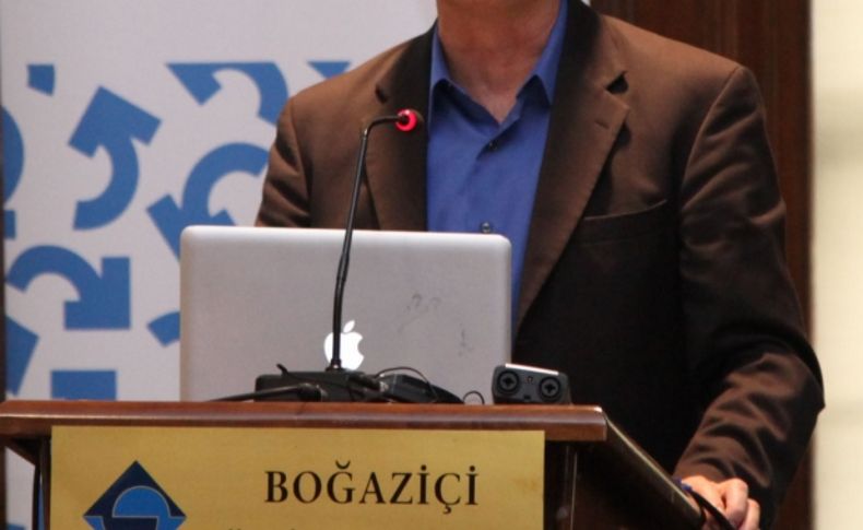 Ünlü astro-fizikçi Flippenko: Kainatın yüzde 95’i hala büyük bir gizem