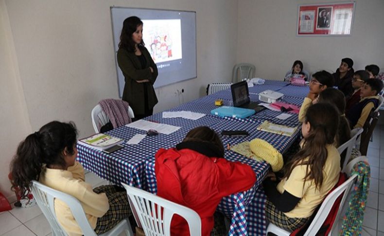 Urla'da çocuklar için 'insan hakları eğitimi'