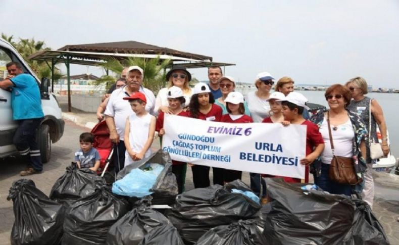 Urla’da kıyı ve deniz temizliği yapıldı