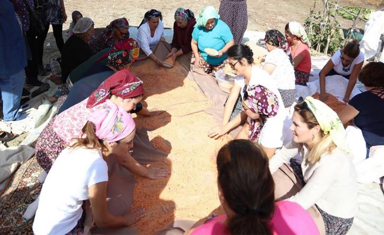Urla'da tarhana dayanışması
