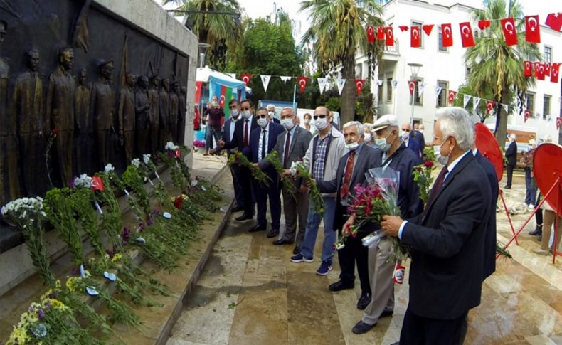 Urla ve Karaburun'da 29 Ekim Cumhuriyet Bayramı coşkusu