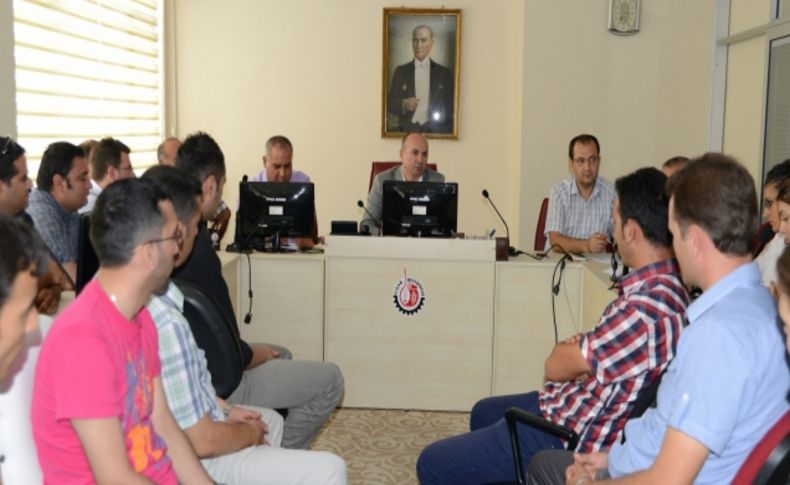 Uşak Belediyesi'nde 48 sözleşmeli memur kadroya alındı