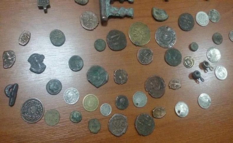 Tarihi eser kaçakçıları yakalandı