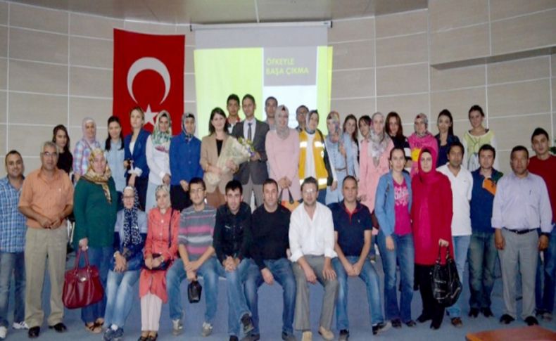 Uşak’ta 112 çalışanlarına stres ve öfke kontrolü eğitimi verildi