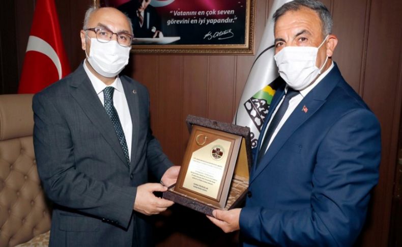 Vali Köşger'den Başkan Yılmazlar'a iade-i ziyaret