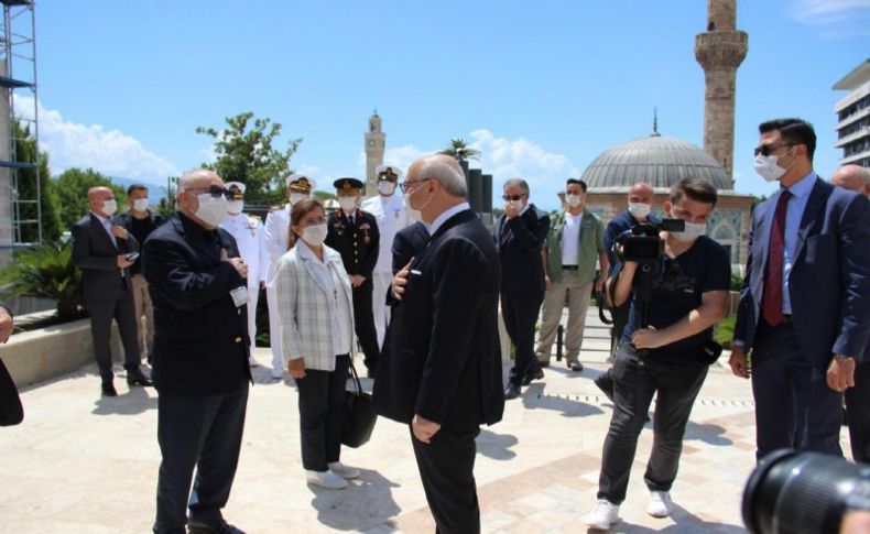 Vali Köşger göreve başladı: Merhaba İzmir, Bismillah...