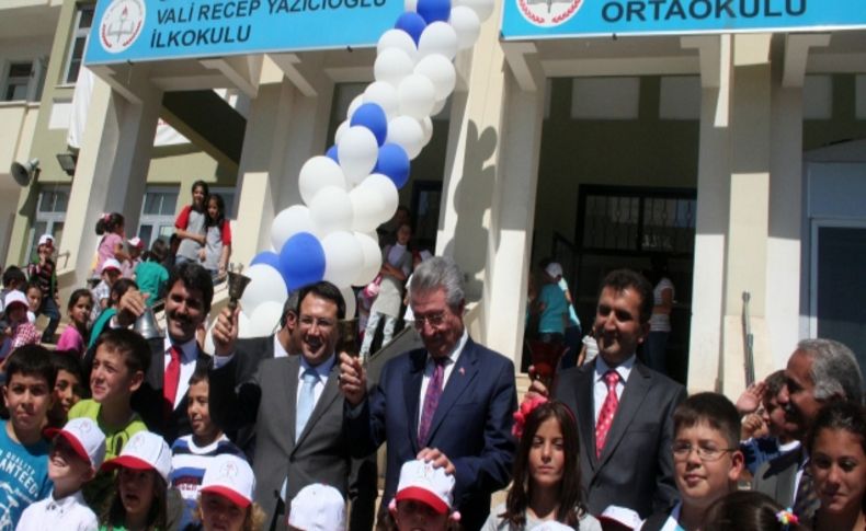 Vali Akdemir: Bu yıl yaklaşık 40 milyon lirayı eğitim için harcayacağız
