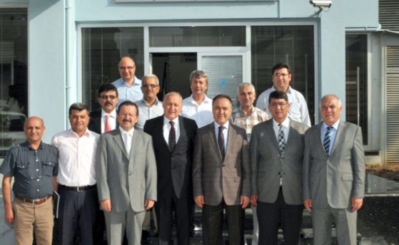 Vali Altıparmak veda ziyaretlerine başladı
