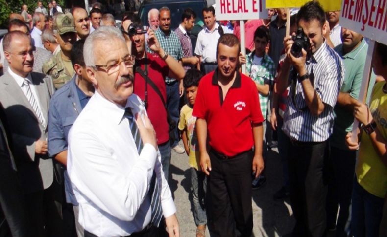 Vali Cerrah törenle uğurlandı