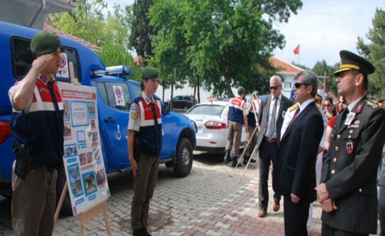 Vali Çınar, Jandarma teşkilatı kutlamalarına katıldı